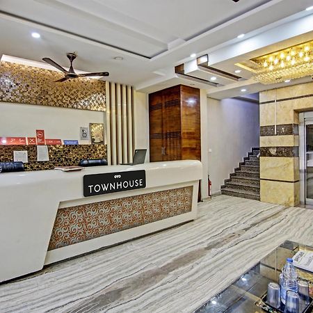 Townhouse Grand Inn Ghaziabad Zewnętrze zdjęcie