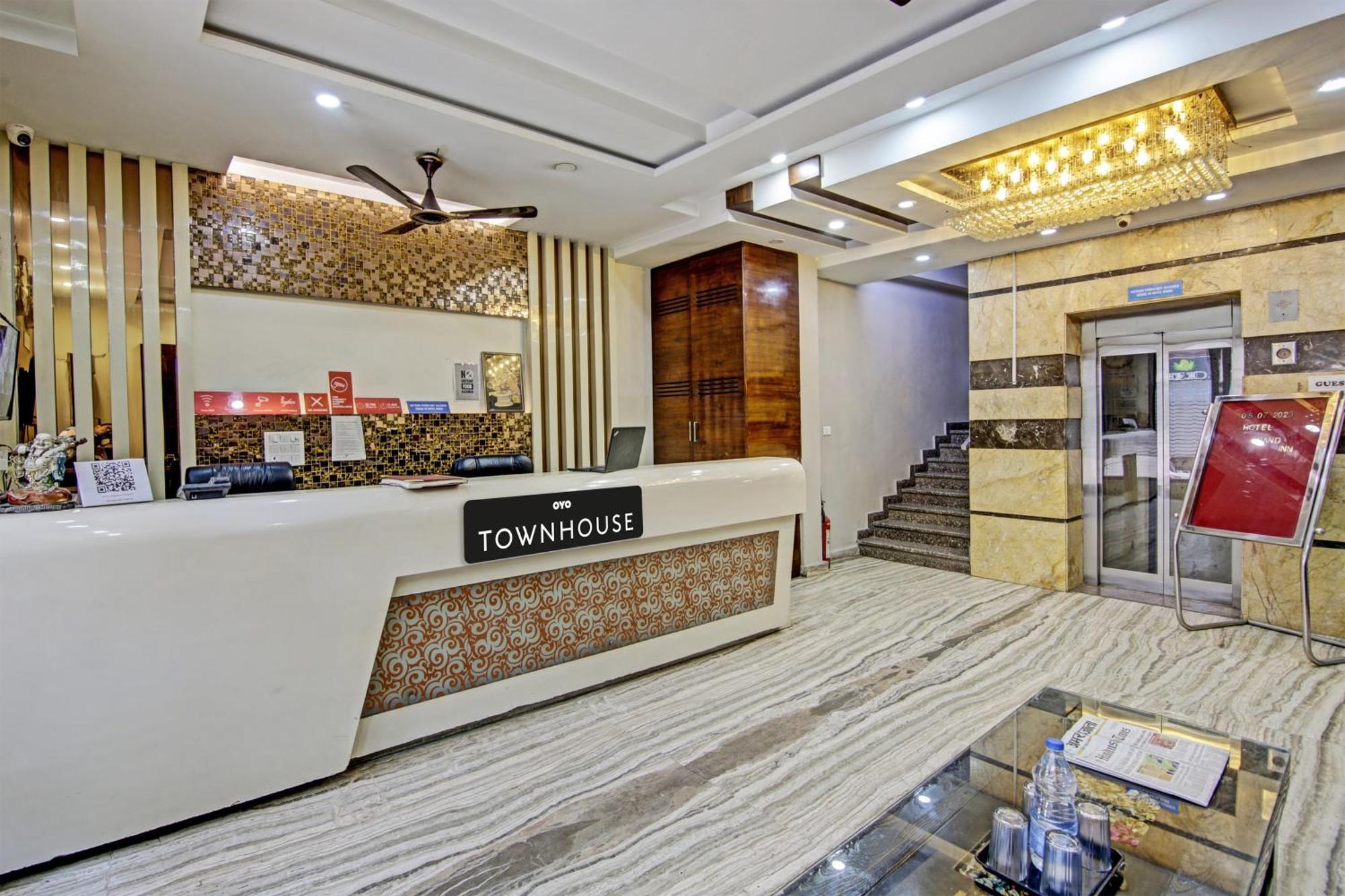 Townhouse Grand Inn Ghaziabad Zewnętrze zdjęcie