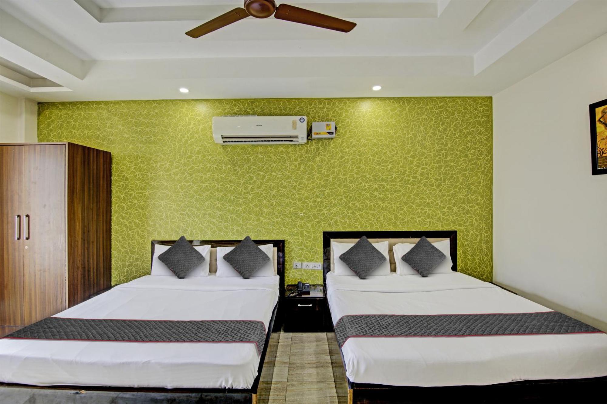 Townhouse Grand Inn Ghaziabad Zewnętrze zdjęcie