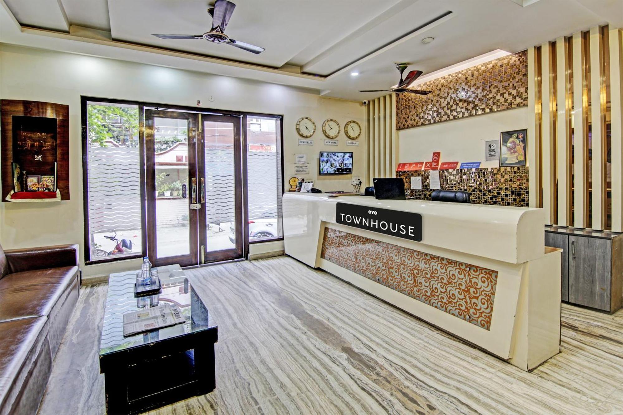 Townhouse Grand Inn Ghaziabad Zewnętrze zdjęcie